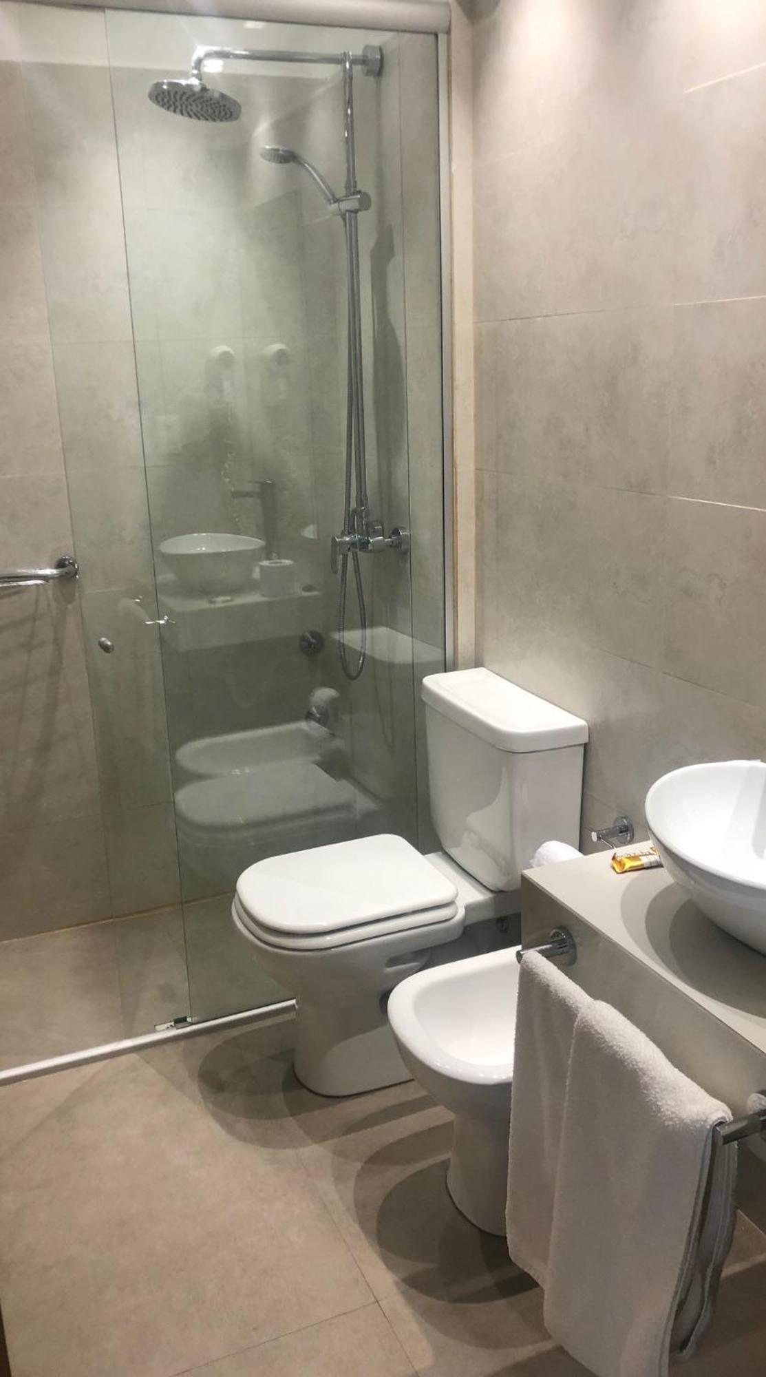 Hotel London Palace Монтевидео Екстериор снимка