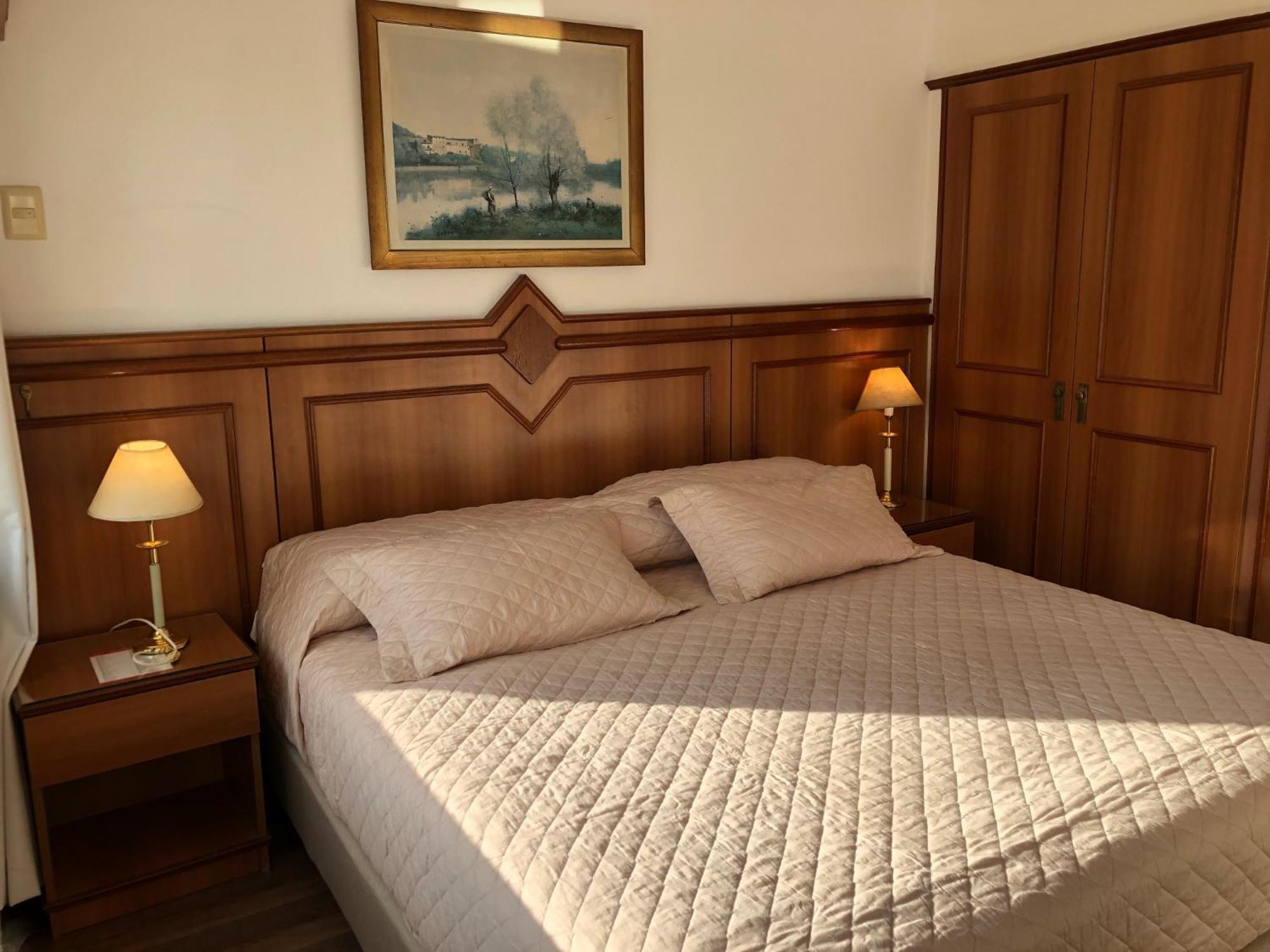 Hotel London Palace Монтевидео Екстериор снимка